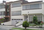 ALHAMBRA VENTA CASA INDEPENDIENTE, MEDIANERA, 3 ENTREPISOS, TERRENO 250 M2, CONSTRUIDOS 350 M2 $1.600.000.000