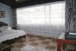 ALHAMBRA VENTA CASA INDEPENDIENTE, MEDIANERA, 3 ENTREPISOS, TERRENO 250 M2, CONSTRUIDOS 350 M2 $1.600.000.000